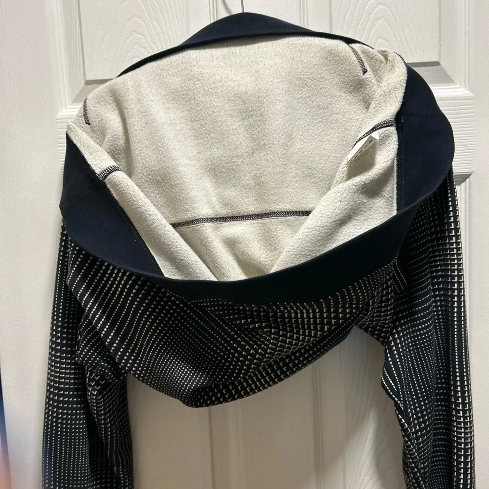 Jacket - Picture 5 of 5